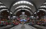 Kiel Hauptbahnhof -    Die neue Bahnsteighalle wurde 2006 fertiggestellt.