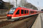 Hier 648 333-2  Schwentinental  als RE74 (RE21219) von Husum nach Kiel Hbf., bei der Einfahrt am 27.2.2016 in Kiel Hbf.