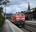 DIESELLOK 218 191-5 DER MZE IN KIRCHEN/SIEG  Die 218 der MZE auf Solofahrt im Bahnhof KIRCHEN/SIEG am 25.8.2020...