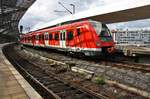 422 073-7 fährt am 28.05.2019 als S6 von Köln-Worringen nach Essen Hauptbahnhof aus dem Kölner Hauptbahnhof aus.