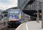 101 101-4 steht mit dem IC2025 aus Hamburg Altona nach Frankfurt (Main) Hbf in Kln Hbf bereit, 23.7.10