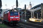 146 022-9 mit Dostos, RE 5 nach Emmerich, bei Ausfahrt vom Klner-Hbf - 10.10.2010