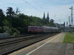 111 105-3 fährt hier gerade in den Bahnhof Köln Messe/Deutz ein.
Aufgenommen am 01.08.2015.