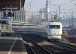 Tz 161  Bebra  durchfährt als ICE 1025 (Hamburg Altona - Frankfurt(Main)Hbf) den Deutzer Bahnhof.