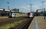 Vias Flirt 411 und 460 010-2 der MittelRheinBahn stehen warten im Hauptbahnhof Koblenz auf Abfahrt.