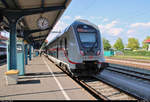DBpbzfa 668.2 mit Zuglok 146 571-5 DB als IC 2382 (Linie 87) bzw. RE 52382 (RE87) nach Stuttgart Hbf steht in seinem Startbahnhof Konstanz auf Gleis 3.
[12.7.2018 | 18:07 Uhr]