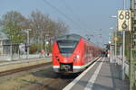 Nachschuß auf den 1440 822 der als S8 nach Düsseldorf-Gerresheim unterwegs in Korschenbroich halt macht. 8.4.2017