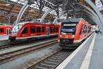 648 352-5 triftt am 25.6.2017 als RE83 (RE21825) von Kiel Hauptbahnhof nach Lüneburg im Lübecker Hauptbahnhof auf 648 842-2  Müssen  als RB85 (RB21722) von Lübeck Hauptbahnhof nach