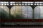 Glaswand -    Außenwand der Bahnsteighalle des Lübecker Hauptbahnhofes.