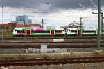 Drei BR 650 (Stadler Regio-Shuttle RS1) der Erfurter Bahn GmbH (EB) als EB 81034 (EB22) von Blankenstein(Saale) und EBx81018 (EBx 13) von Hof Hbf erreichen ihren Endbahnhof Leipzig Hbf auf Gleis 6.