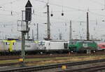 PRESS 248 997 (90 80 2248 997-9 D-SIEAG) + FLEX 192 059 (91 80 6192 059-4 D-NRAIL) am 02.01.2024 abgestellt auf dem Gleisvorfeld in Leipzig Hbf.