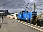 Am 02.10.2022 steht 363 698 der PRESS mit einer IC1-Garnitur im Leipziger Hbf. Intern wird sie als 363 029 bezeichnet. Aufnehmen konnte ich die Rangierfahrt um 09:06 Uhr. Grund für meinen Ausflug nach Leipzig war damals die Modell- Hobby- und Spielmesse.