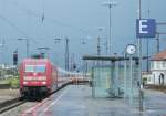 101 038 zieht am 08.Juli 2012 den IC 2037 von Norddeich nach Dresden Hbf in den Leipziger Hbf.