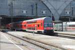 RE Halle (Saale) damals noch mit Steuerwagen DABbuzfa 760 in Leipzig Hbf 04.08.2012