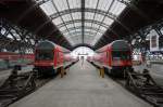 Zwei mal Steuerwagen DABbuzfa 760 einmal der RE Halle (Saale)& RE nach Reichenbach im Leipzig Hbf 07.11.2012 