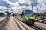 VT 650 704 fährt als ag 84580, auf der Fahrt von Marktredwitz nach Bad Rodach, in den Bahnhof Lichtenfels ein.