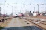 Ice-T 143 mit Dosto und 143 mit Rb_wagen im Bhf Lichtenfels Kbs 820  28.03.07