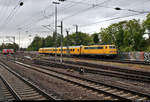 Nachschuss auf 111 059-2 der DB Netz AG als Messzug, zusammen mit einem Messwagen und Versorgungssteuerwagen 721 101 (99 80 93 60 007-5 D-DB), der den Bahnhof Ludwigsburg auf Gleis 1 Richtung