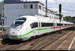 407 504-0 (Tz 704 | Siemens Velaro D) als umgeleiteter ICE 790 (Linie 32) von Stuttgart Hbf nach Wiesbaden Hbf durchfährt den Bahnhof Ludwigsburg auf Gleis 1.