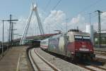 101 070-1 (Adler Mannheim) ist mit dem IC 2013 Magdeburg - Obersdorf am 27.07.2012 in Ludwigshafen (Rhein) Hbf