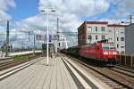 185 116-1 mit einem gemischten Gterzug auf dem Weg in Richtung Nordwesten am Nachmittag des 24.05.14 in Ludwigshafen (Rhein) Mitte.