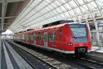 425 706-9 als S4 nach Bruchsal am 24.05.14 beim Halt in Ludwigshafen (Rhein) Mitte.