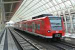 425 730-9 als S3 nach Germersheim am Nachmittag des 24.05.14 beim Halt in Ludiwgshafen (Rhein) Mitte.