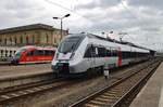 1442 670-4 verlässt am 7.4.2017 als RE14 (RE16135) nach Dessau Hauptbahnhof den Magdeburger Hauptbahnhof.