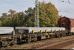 Blick auf einen mit Metallplatten beladenen Flachwagen mit der Bezeichnung  Rs 195  (33 80 3993 087-4 D-ORME), eingereiht im Novelis-Aluminiumzug von Nachterstedt nach Magdeburg-Rothensee und