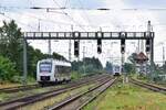 1648 411 und 1648 436 fahren in Magdeburg Neustadt ein.

Magdeburg 04.08.2021