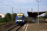 VT 805 (648 283-9) HEX - Harz-Elbe-Express als HEX80310 von Magdeburg Hbf nach Blankenburg(Harz) und VT 811 (648 289-6) als HEX80148 nach Thale Hbf, bei der Durchfahrt in Magdeburg-Buckau.