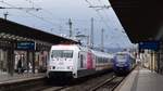 101 063 erhält mit dem IC 1913 nach Stuttgart Einfahrt in Mainz Hbf.