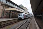 Am 02.10.2017 steht RE4129 nach Koblenz in Mannheim Hauptbahnhof auf Gleis 1.