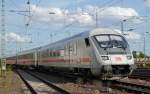 InterCity mit Steuerwagen voraus und geschoben von 101 114 bei der Einfahrt in den Mannheimer Hbf.