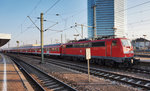 111 086-5 am Zugschluss vom RE 4573 (Frankfurt (Main) Hbf - Biblis - Mannheim Hbf), am 18.3.2016 in Mannheim Hbf.