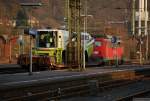 33 Minuten Marburg Hauptbahnhof (XX). Man muss schon genau hinschauen um zu erkennen: Das ist kein neues Bahnfahrzeug in Grn. 140 002-7 verschwindet so schnell wie sie gekommen war mit ihrer ungewhnlichen Fracht. (03. April 2009, 18:54)