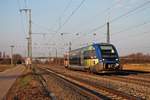 Als IRE (Freiburg (Brsg) Hbf - Mulhouse Ville) fuhr am Nachmittag des 28.02.2019 bei untergehenden Sonne der SNCF TER Alsace X73916 in den Bahnhof von Müllheim (Baden) und wird nach dem