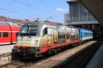 Die Länderbahn Siemens Taurus 183 001-7 mit dem ALEX nach Hof am 11.08.20 in München Hbf