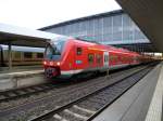 RE von München HBF nach Ulm HBF steht auf Gleis 16 zur Abfahrt bereit.