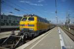 218 477 im morgendlichen Sonnenschein in München Hauptbahnhof am 20.7.14