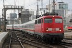 115 459-0 mit einem IC in München Hbf, am 28.07.2016.