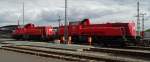 DB Schenker Rail 261 031-9 und davor 261 058-2 am 14.06.14 in ICE Bahnhof Montabaur von einer Öffentlichen Nebenstraße aus Fotografiert