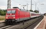 101 056-0 zog am Morgen des 19.06.2014 IC 51259 / CNL 1259 aus Zürich HB auf seiner Fahrt nach Berlin-Lichtenberg auf der Thüringer Bahn und hält hier in Naumburg/S.