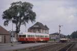 T 2 der Kleinbahn Niebüll - Dagebüll, heute NEG = Norddeutsche Eisenbahn Gesellschaft, rangiert am 14.08.1988 im Bahnhof Niebüll.