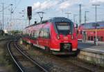 442 765 verlsst am 28.Mai 2012 als S1 nach Hartmannshof den Nrnberger Hbf.