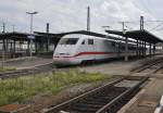 Bild **500** ist die DB 401 *08 mit ICE I nach Frankfurt am Main hier bei Ausfahrt von Offenburg am 04.08 2011.