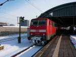 111 144-2 steht mit einer RB nach Hude am 2.11.2010 in Oldenburg Hbf.