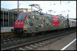 DB 101056-0 mit Werbung MARCHE schiebt ihren IC in Richtung Norden am 11.01.2004 um 10.20 Uhr in den HBF Osnabrück