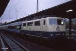 Mit einem Werbezug für die Bundesgartenschau in Frankfurt 1989 machte 111040 mit einem Sonderzug am 14.11.1988 im Hauptbahnhof Osnabrück auf Gleis 4 Station.