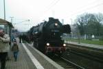 05.04.2008: Ein Dampfsonderzug im Bahnhof Peine.